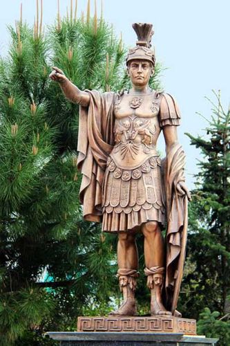 901f1 Pyrrhus, célèbre roi d'Épire