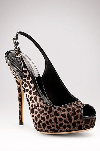 gucci-womens-shoes-accessories-2010-fall-winter- 14