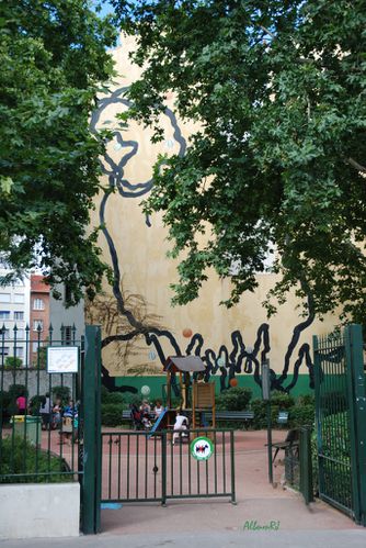 quartier de la chapelle-22