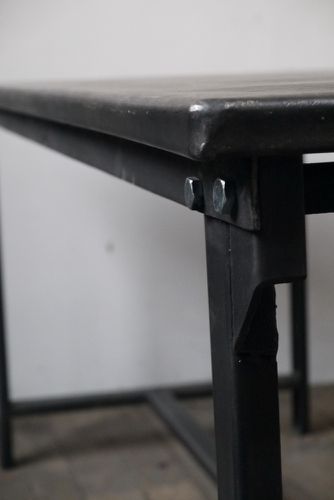 table-bureau-militaire-metal21.JPG