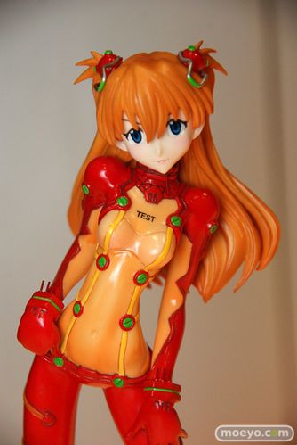 887
