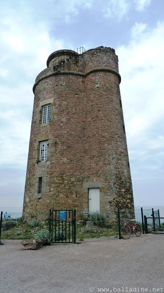 Bretagne Cap Fréhel, la tour Vauban (Fréhel II) P1230621.JPG