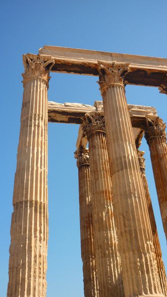 Colonnes (photographie par Mélanie Glaine) Colonnes.jpg