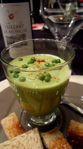 soupe-froide-de-petit-pois-a-la-menthe-1.jpg