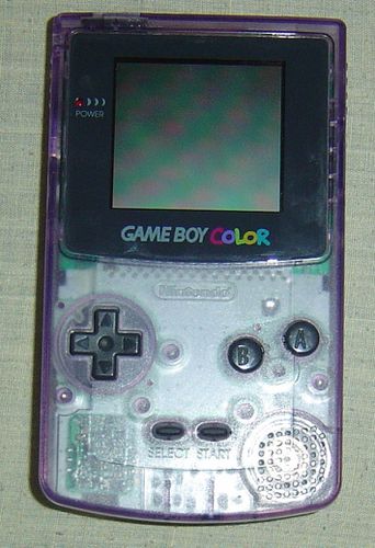 Nintendo---Game-boy-color---Console-transparente-violette-.JPG