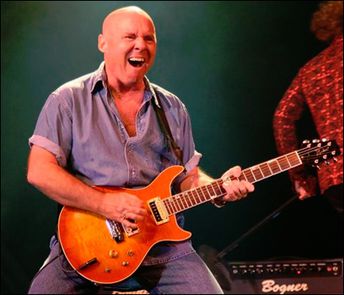 120304_ronnie_montrose_vertical.jpg