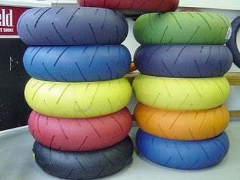 Pneus-couleurs-scooter.jpg