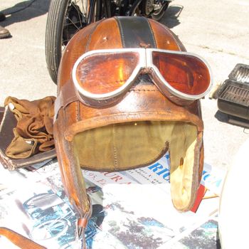 harley-Thomas-casque.jpg
