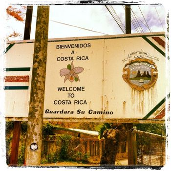 Photo 26,03 - 01 Border Costa Rica