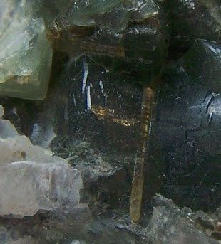 Prehnite---Calcite.jpg