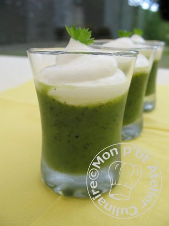 Veloute-de-Courgette-et-sa-Mousse-de-Vache-qui-rit3.JPG