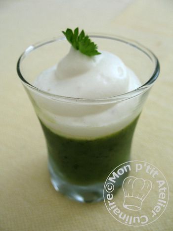 Veloute-de-Courgette-et-sa-Mousse-de-Vache-qui-rit5.JPG