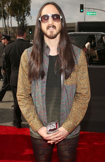 Steve+Aoki+55th+Annual+GRAMMY+Awards+Red+Carpet+lcd-gslFEjZ