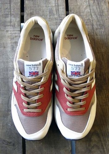 new-balance-spring-2010-577-2.jpg