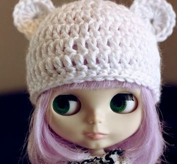 Bear Hat and Dress for my Blythe doll ~ Amigurumi crochet patterns