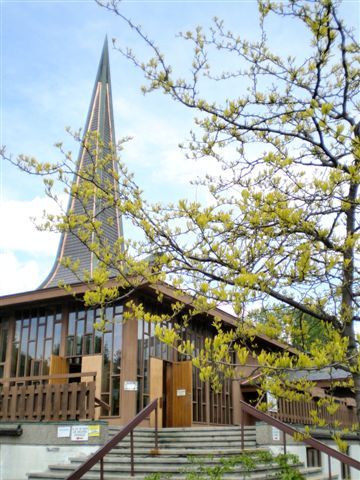 http://img.over-blog.com/360x480/0/50/96/12//Ottawa-First-unitarian-congregation-vue-ext-rieure-P5180554.jpg