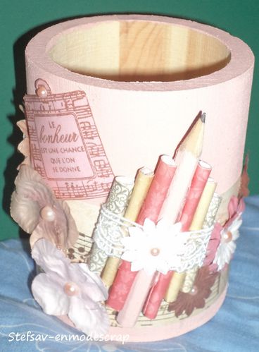 pot crayons maitresse Lucie 4