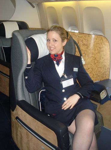 Stewardesses3