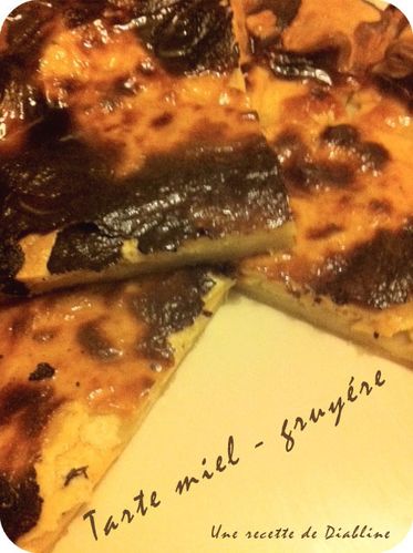 Tarte-miel---gruyere.jpg