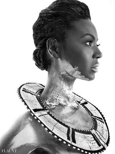 Beyonce-flaut-magazine4.JPG