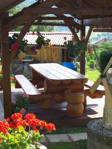 table jardin bois massif