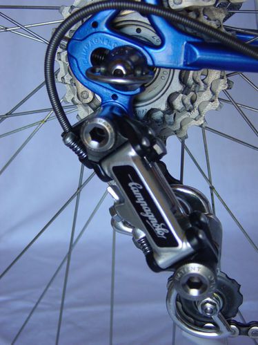 R-derailleur-ar-new.jpg