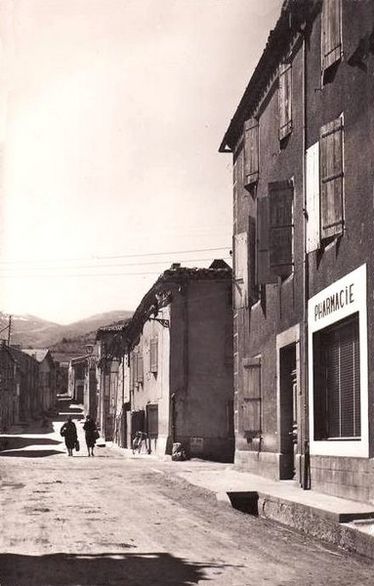 Espezel 221 en 1950 la grande rue