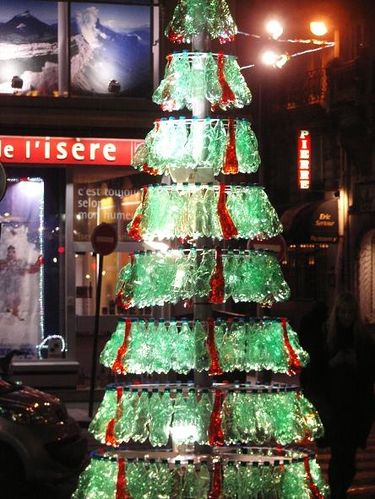 null Isere Paris arbres de Noel
