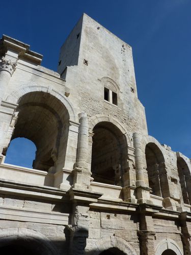 Arles amphithéâtre 3