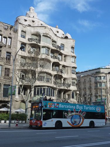 La pedrera bus touristique