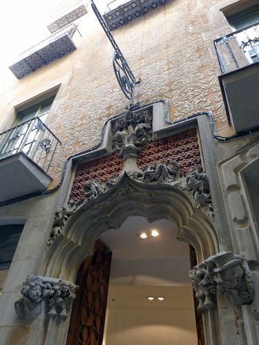 Quartier de la cathédrale portail gothique