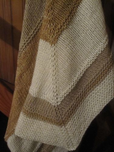 Shawl beige 2
