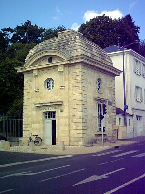 Frontière-Octroi Tours PLace-Choiseul-Wikipedia