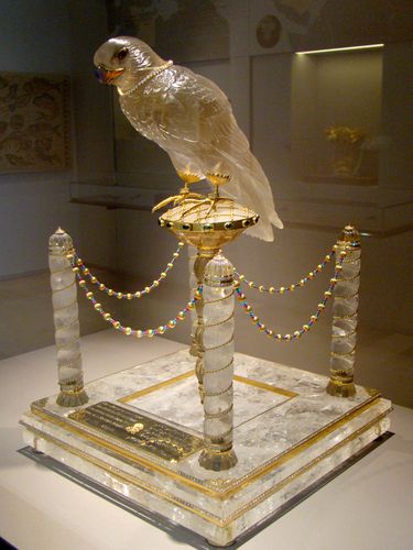 6638-SARRAN-Faucon-Cristal-or-diamants-Arabie-S.jpg