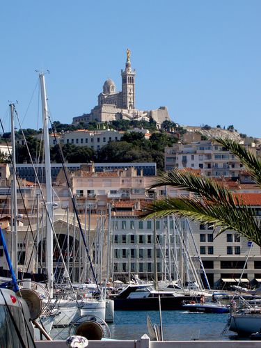 8217 MARSEILLE La Bonne mère