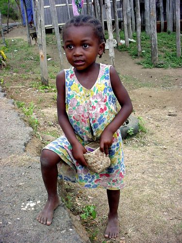 3167-NOSY-BE-Petite-malgache.jpg