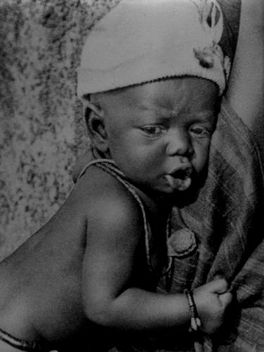 FORT-LAMY-Bebe-Ed.Pasquie-1925.jpg