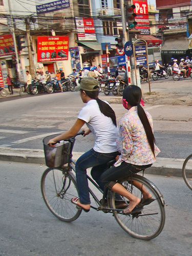 0870-Cyclistes-Hanoi.jpg