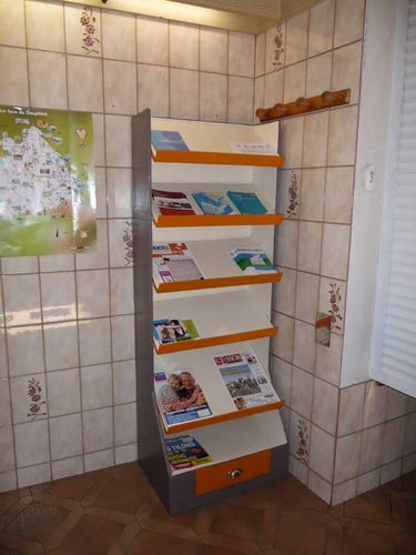 presentoir-au-gevt.jpg