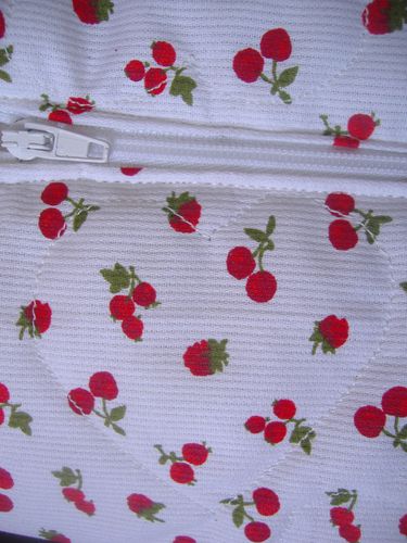 trousse-fruits-detail-quilting.JPG