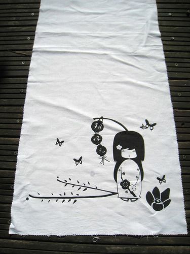 tablier-kokeshi-copie-1.jpg