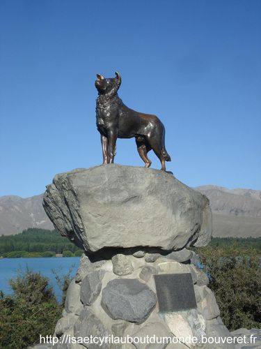 z628 Monument pour les chiens de berger de la Mackenzie Cou
