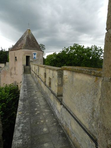8-Ainay-le-Vieil.JPG