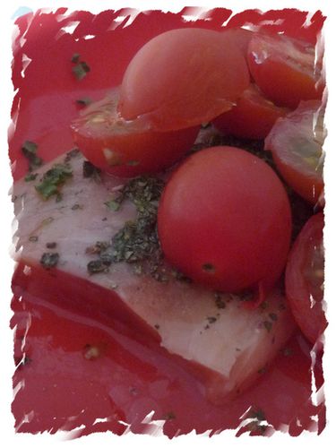 Pave-de-saumon--tomates-cerises--thym--huile-d-ol-copie-1.jpg