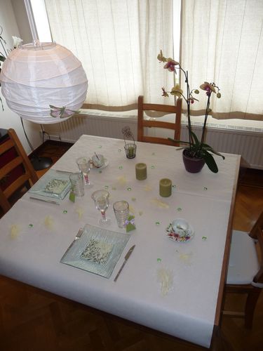 decoration-table-plumes-et-papillons--4-.JPG