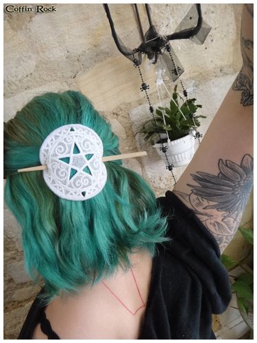 pentacle-cheveux.JPG