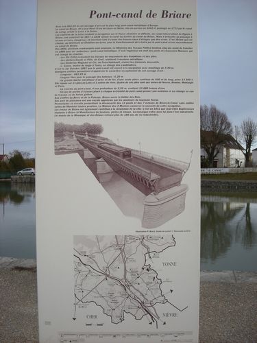 Panneau d'informations sur le Pont canal1605