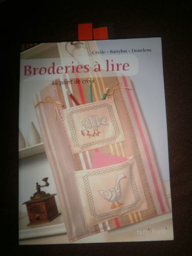 Broderies-a-lire.JPG