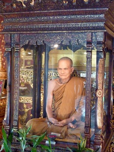 05 Chiang Mai - Wat Chedi Luang 10
