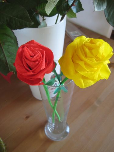 Roses En Papier Crépon - Le Blog De Crayonetmoi.over-blog.com Roses en papier crépon -